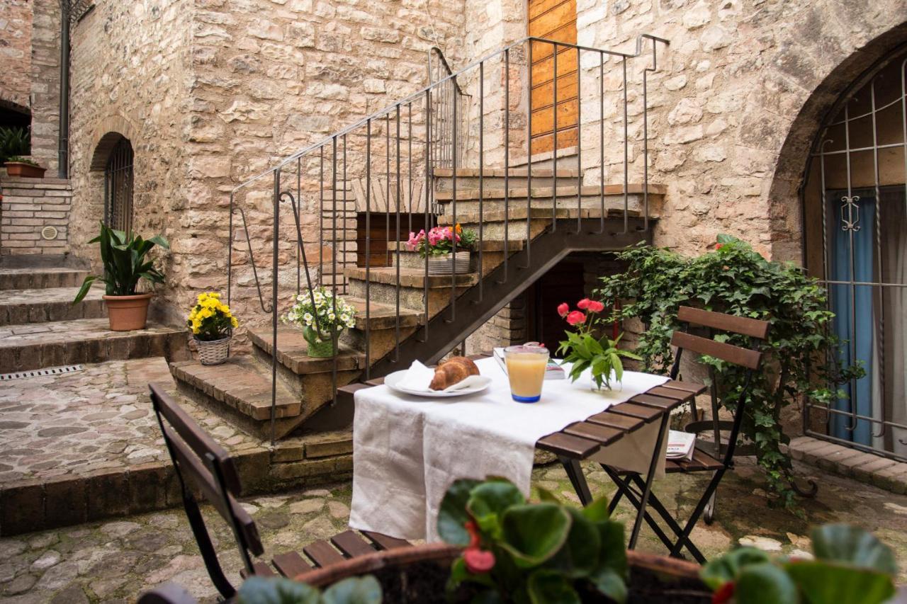 Turchese Apartment Spello Exterior photo